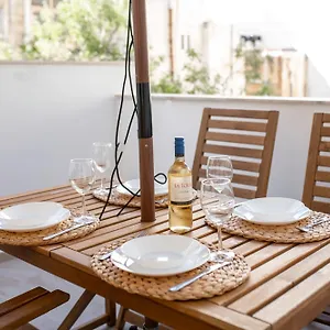 Brand New 2 Bed 2 Bath In By The Sea Sliema