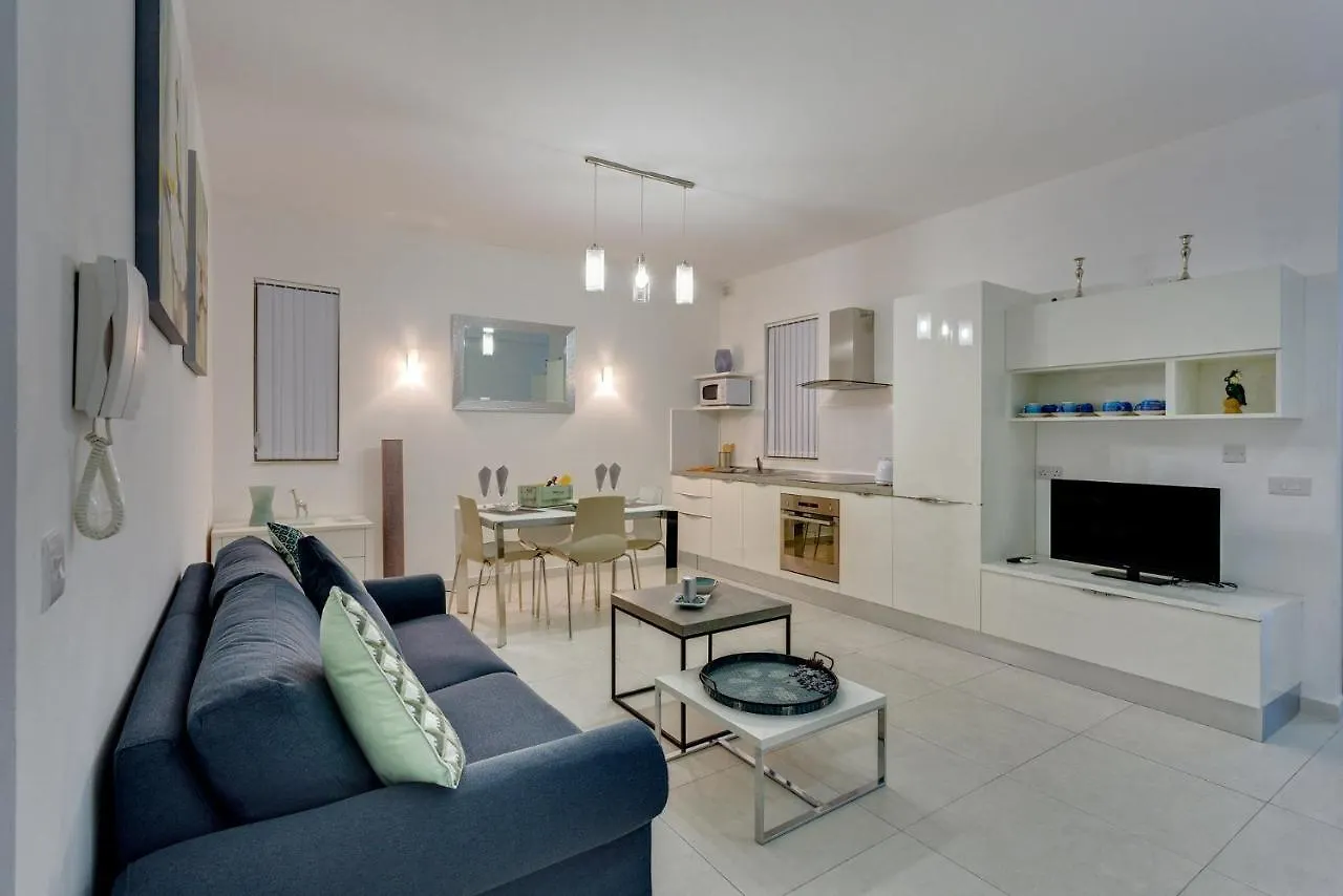 Modern Apartment In The Best Location, Perfect For Families Sliema Malta