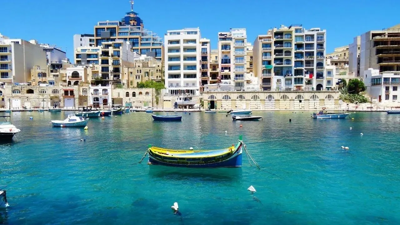 Modern Apartment In The Best Location, Perfect For Families Sliema